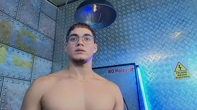 عرض كام ThiagoFox