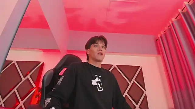 Webkamerová show Axel_Royce