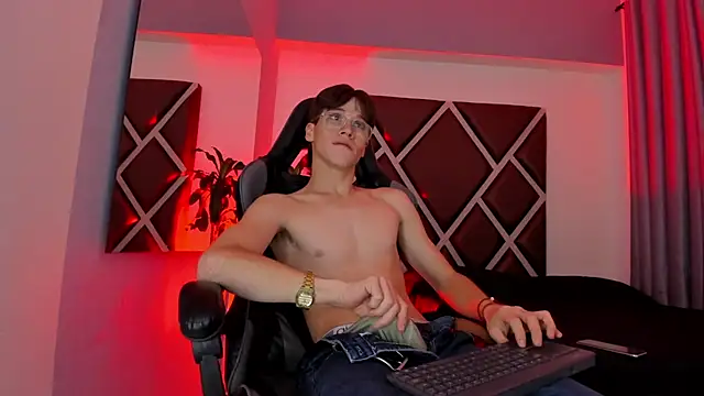Chat XXX en directo de Axel_Royce