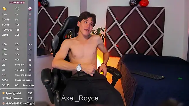 Axel_Royce Show in webcam