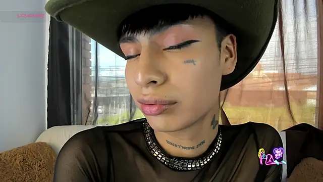 Exotic__April Webcam Show