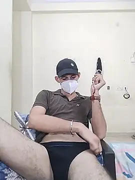 Dhruv0224: διαδικτυακό σόου στην κάμερα