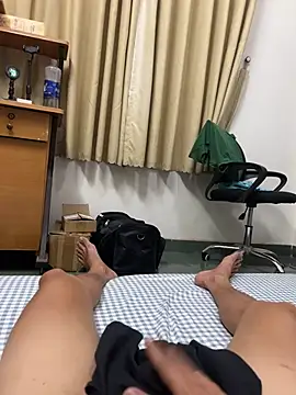 ryan9449 在線直播表演