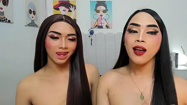 MirandaSterling Show in webcam