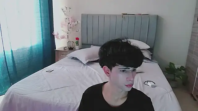הופעת וובקאם של yeremmy_xh