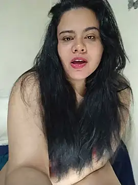 ttania_golden_ Adlı Modelin Canlı XXX Sohbeti