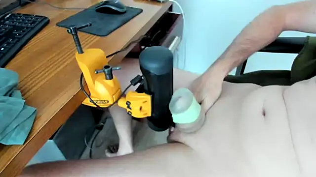 ExhibAtHome__ Adlı Modelin Web Kamerası Şovu