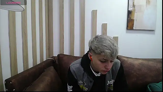 Ari_Stonne's Webcam Show