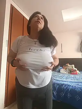 Chat +18 de Avril_xxx ao vivo
