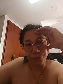 Avril_xxx Chat XXX in diretta