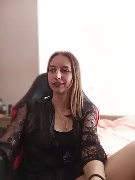 Nika_SweetHoney Webcam Show