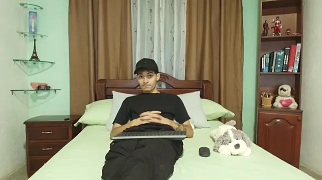 GeorgieDen Webcamshow