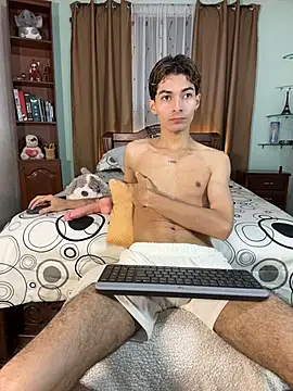 GeorgieDenn Webbikameraesitys
