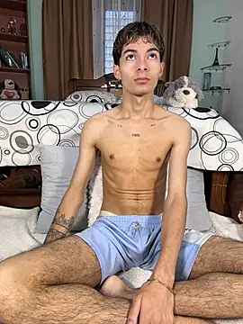 Show modela GeorgieDen na web-kameri