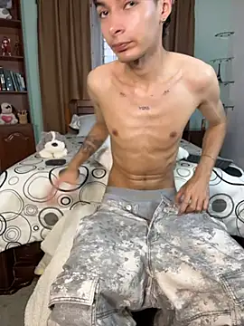 Show modela GeorgieDen na web-kameri