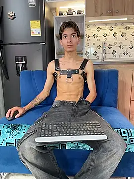 GeorgieDen webkamerás műsora