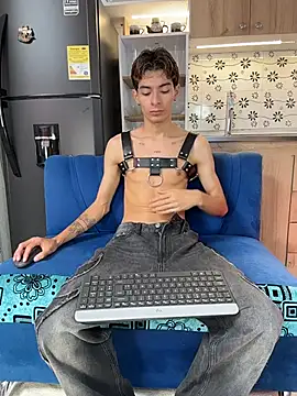 הופעת וובקאם של GeorgieDen
