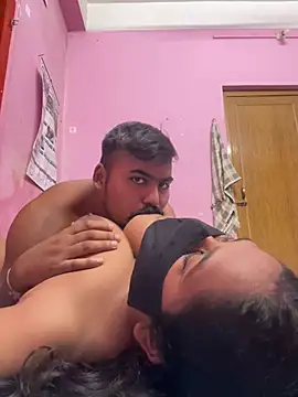 RUSSIAN_01: вебкам-шоу