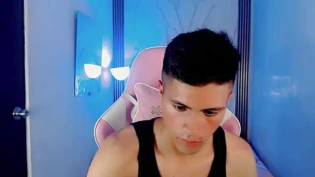 Ascii_one Webcam Show