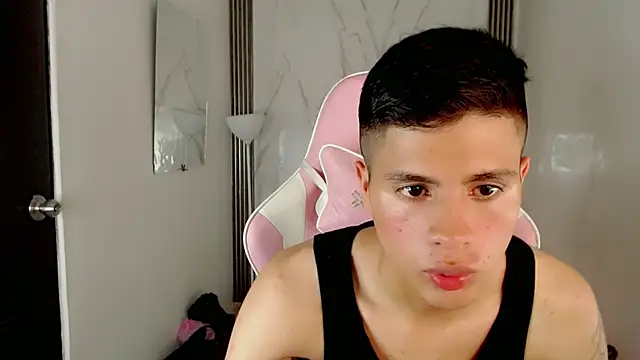 Ascii_one Webcam show