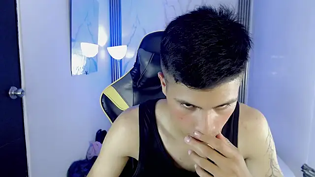 Ascii_one – webcam-show
