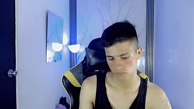 Ascii_one – webcam-show