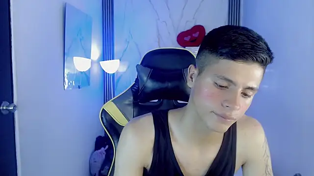 Ascii_one Webcam show