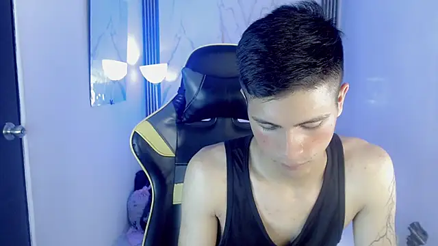 Ascii_one webcam show