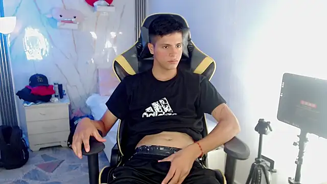 Ascii_one Webcamshow