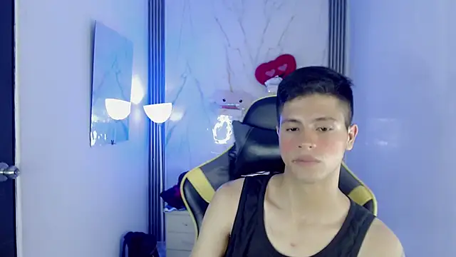Ascii_one Webcam show