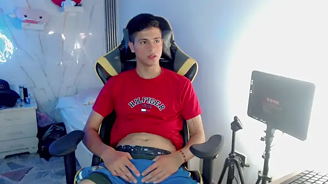 Ascii_one Webcam Show