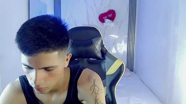 Ascii_one Webcam show