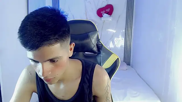 Ascii_one Webcam show