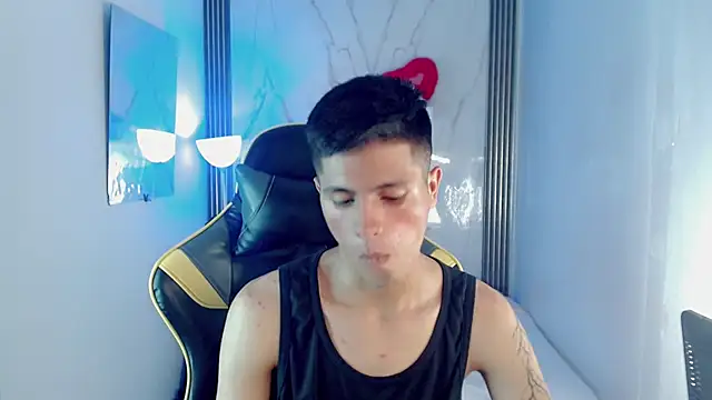 Ascii_one Webcam Show
