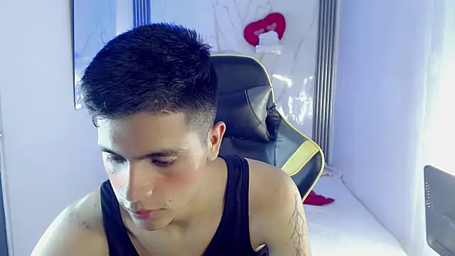 Ascii_one Webcam show