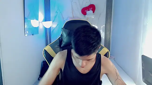Ascii_one – webcam-show