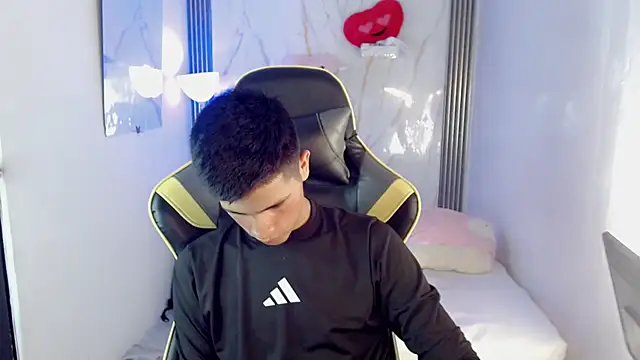 Ascii_one Webcamshow