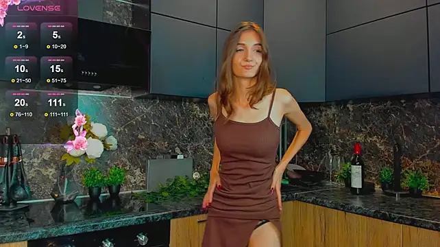 צ'אט XXX בשידור חי של MieliaLi
