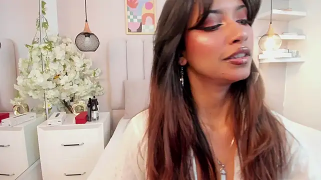 alessia__noir_ Adlı Modelin Web Kamerası Şovu