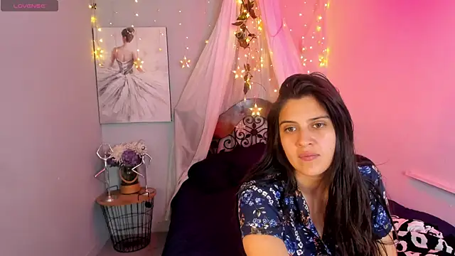 Chat XXX en directo de julianaaldanaa