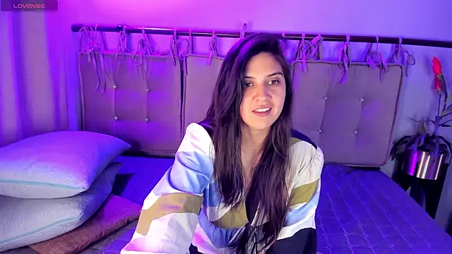 XXX chat uživo modela julianaaldanaa