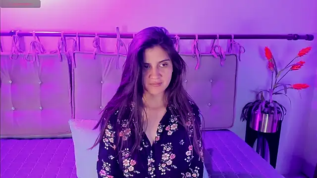 julianaaldanaa লাইভ XXX চ্যাট