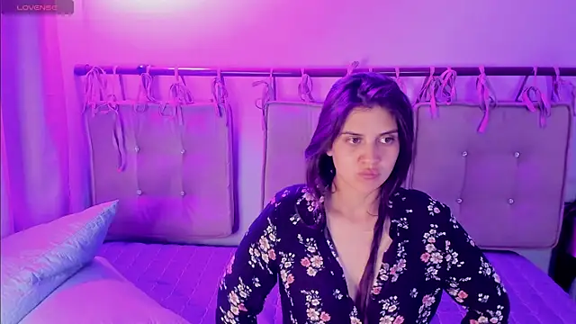 Živý XXX chat julianaaldanaa
