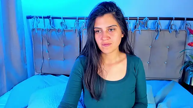 Živý XXX chat julianaaldanaa