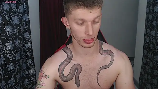 andrewxbii Webcam Show