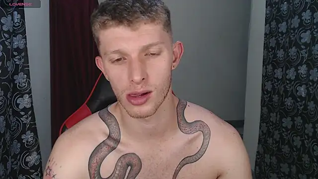 andrewxbii Шоу с уебкамера