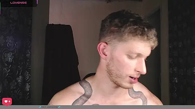 Show de andrewxbii na webcam
