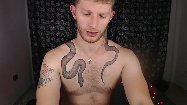 andrewxbii Pertunjukan Webcam