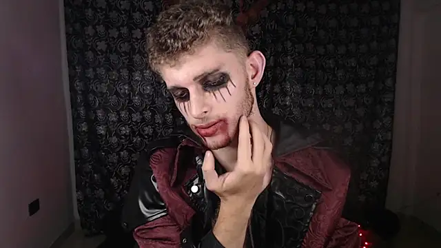 andrewxbii Show in webcam