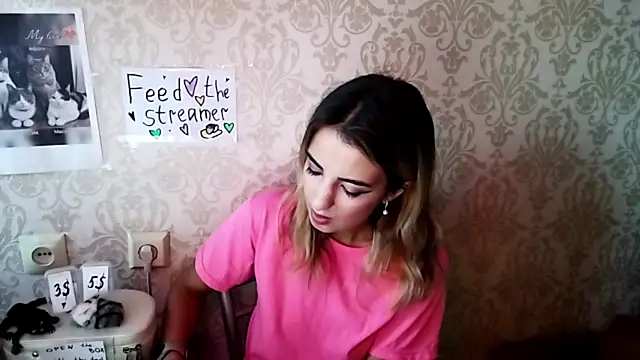 AminaGirls Webcam show